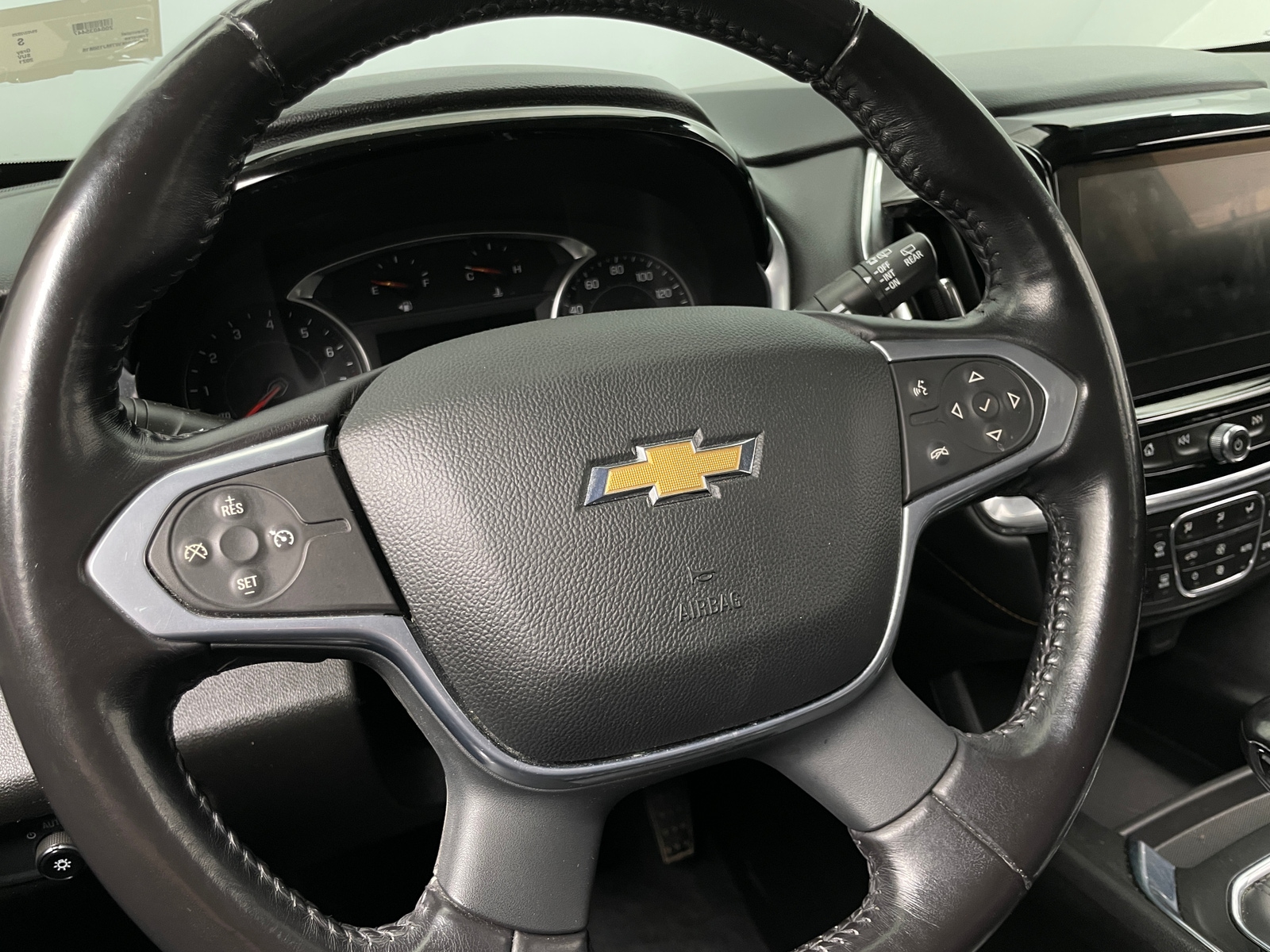 Thumbnail: 2021 Chevrolet Traverse - 4