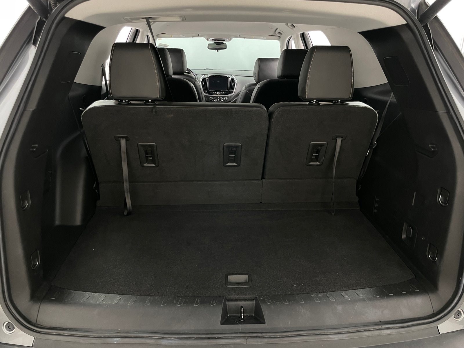 Thumbnail: 2021 Chevrolet Traverse - 6