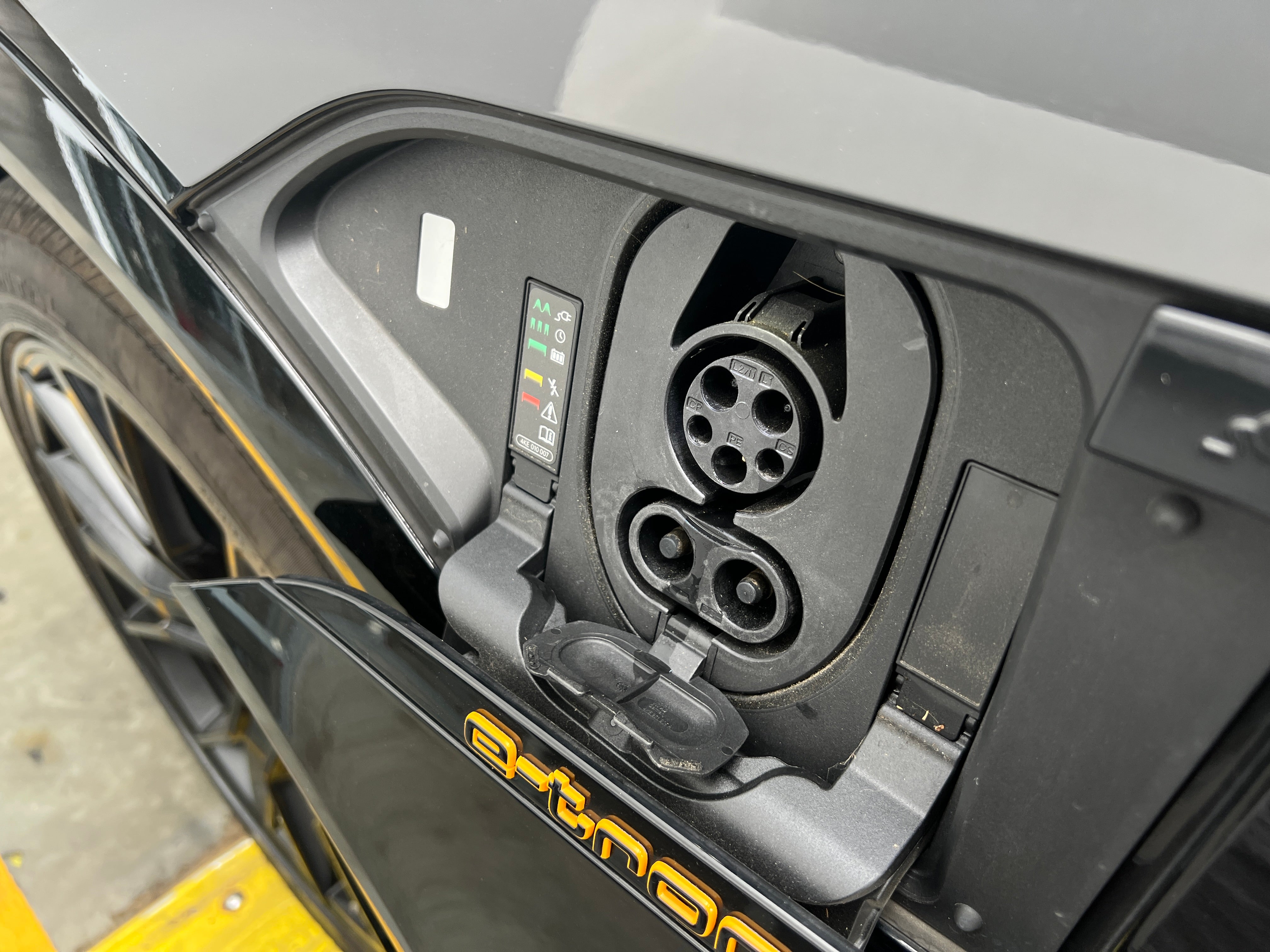 Used 2022 Audi e-tron Chronos with VIN WA1VABGEXNB040396 for sale in Auburn, WA