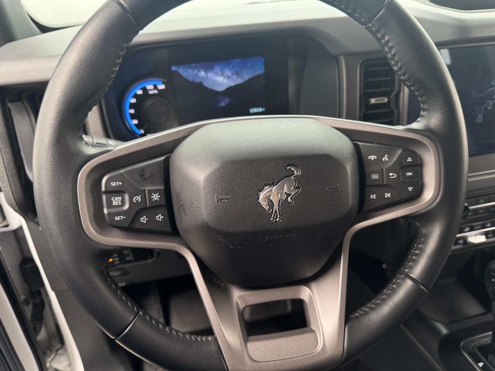 Thumbnail: 2024 Ford Bronco - 5