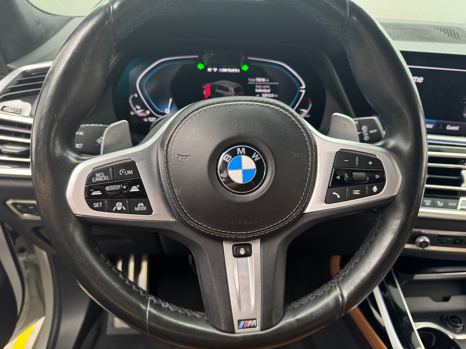 Thumbnail: 2019 BMW X7 - 4