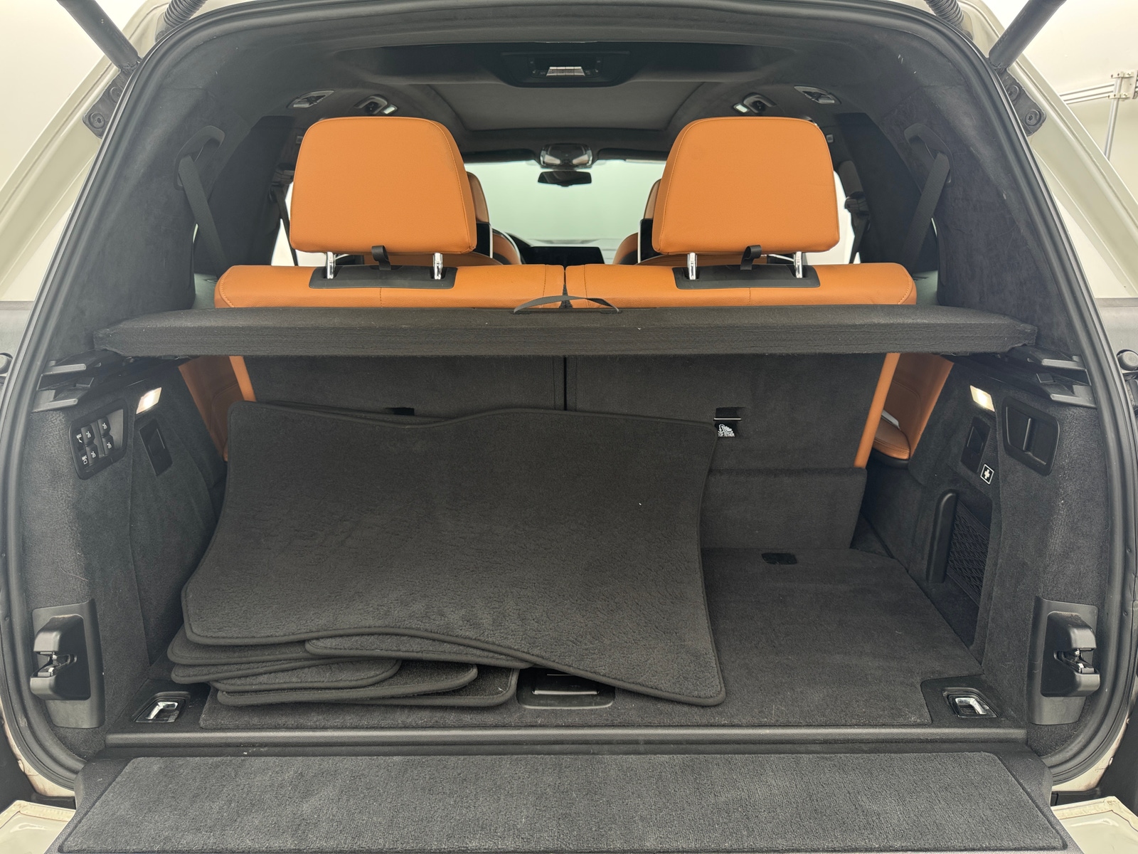 Thumbnail: 2019 BMW X7 - 6
