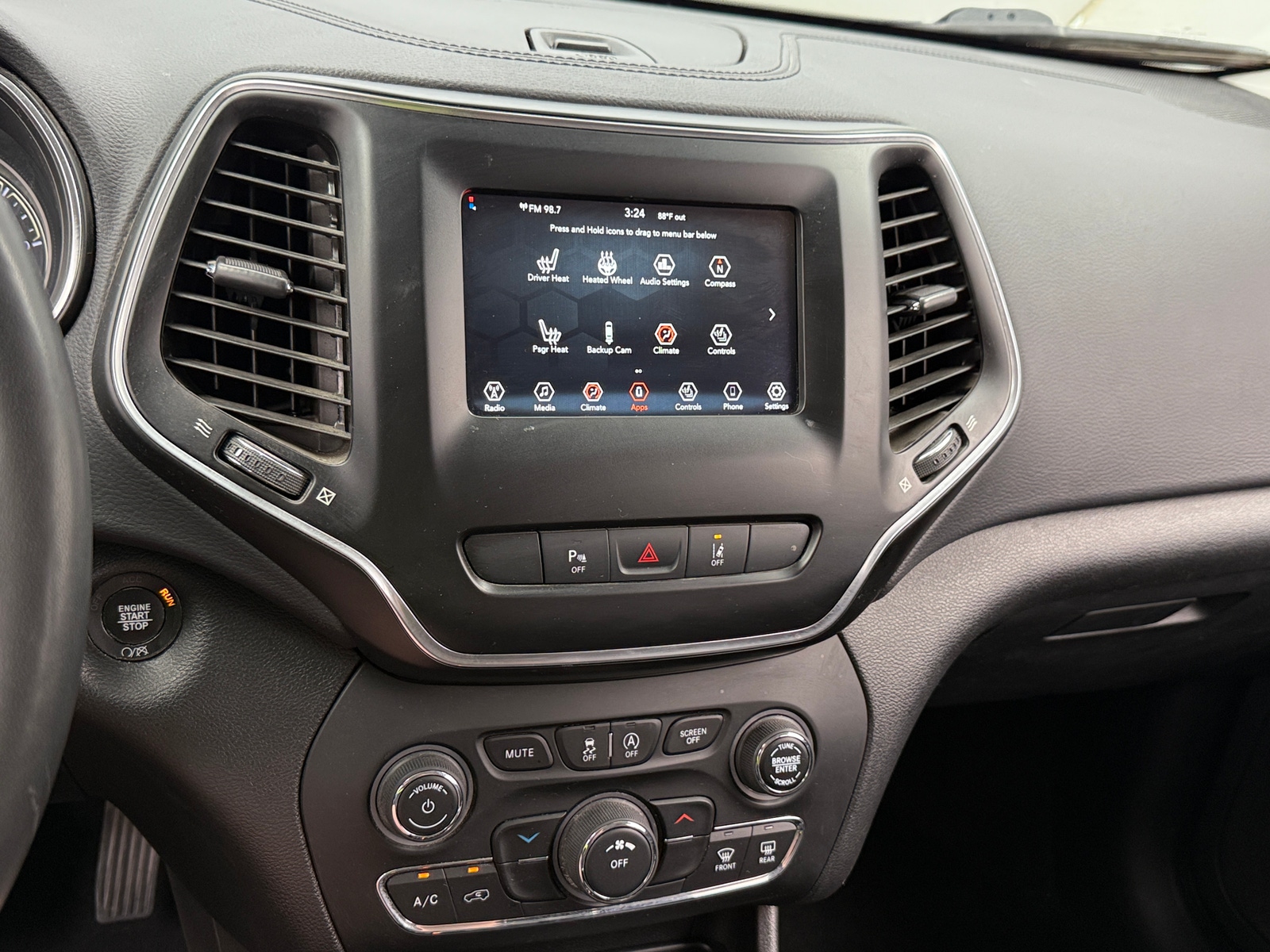 Thumbnail: 2021 Jeep Cherokee - 4