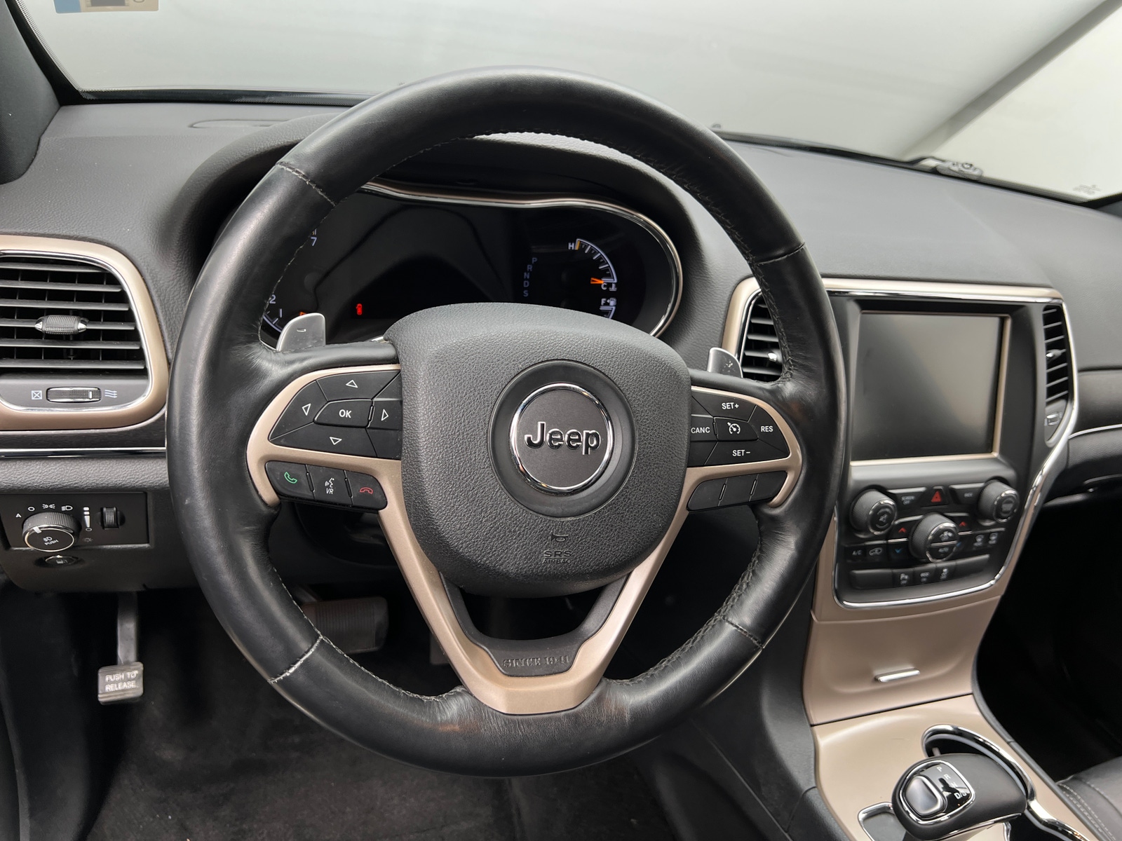 Thumbnail: 2015 Jeep Grand Cherokee - 4