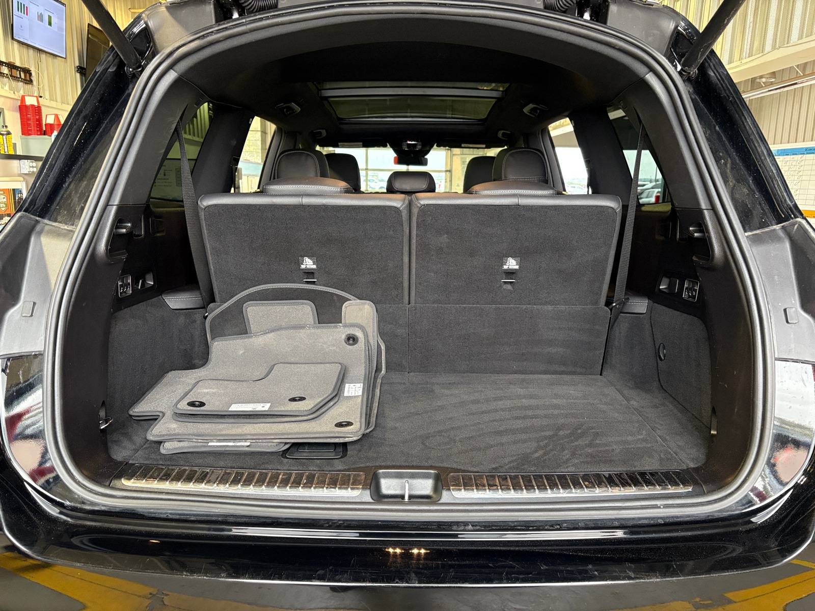 Thumbnail: 2024 Mercedes-Benz GLS - 6