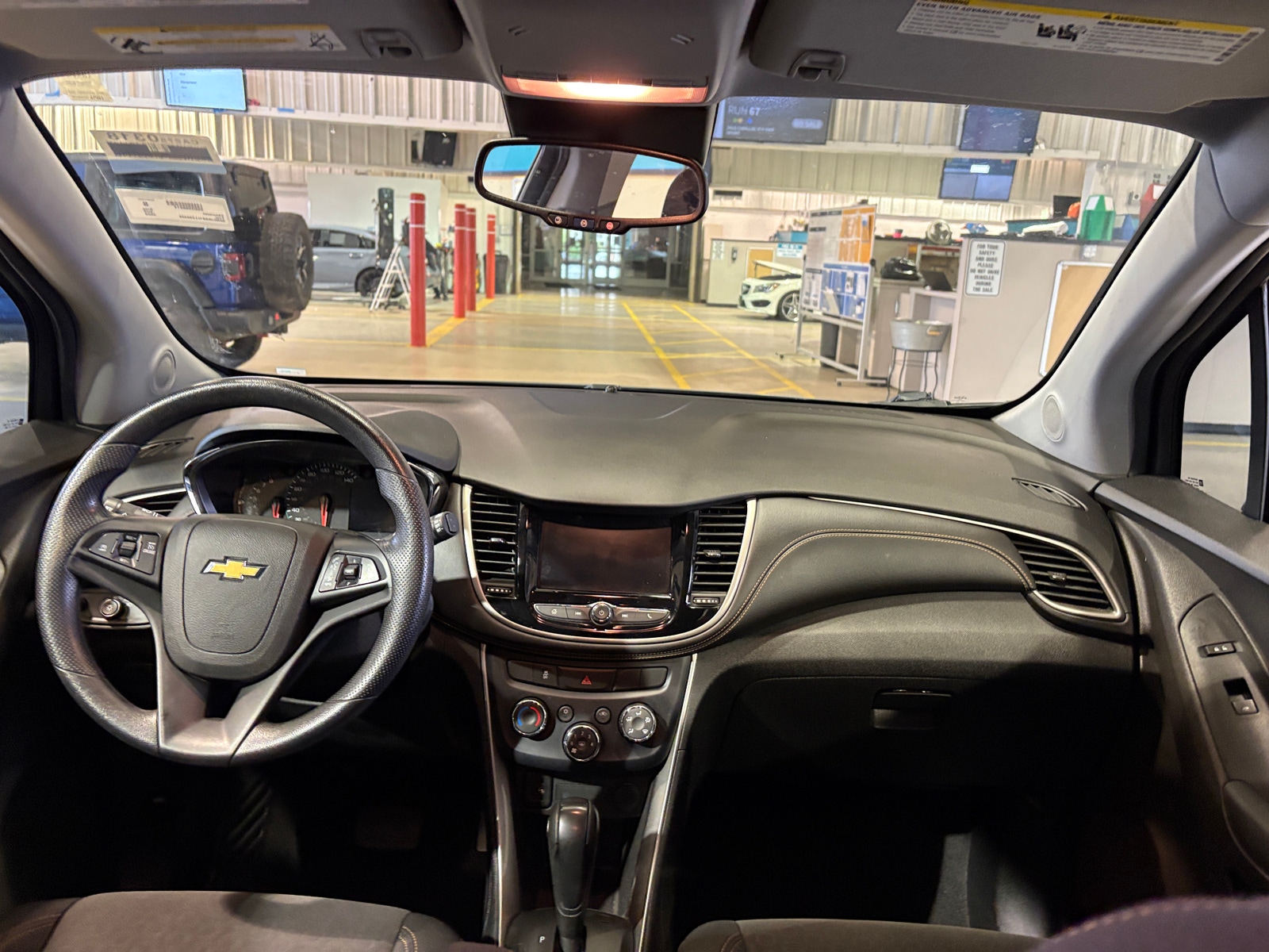 Thumbnail: 2020 Chevrolet Trax - 3