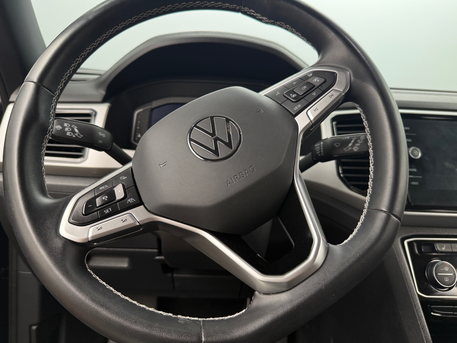 Thumbnail: 2021 Volkswagen Atlas - 4