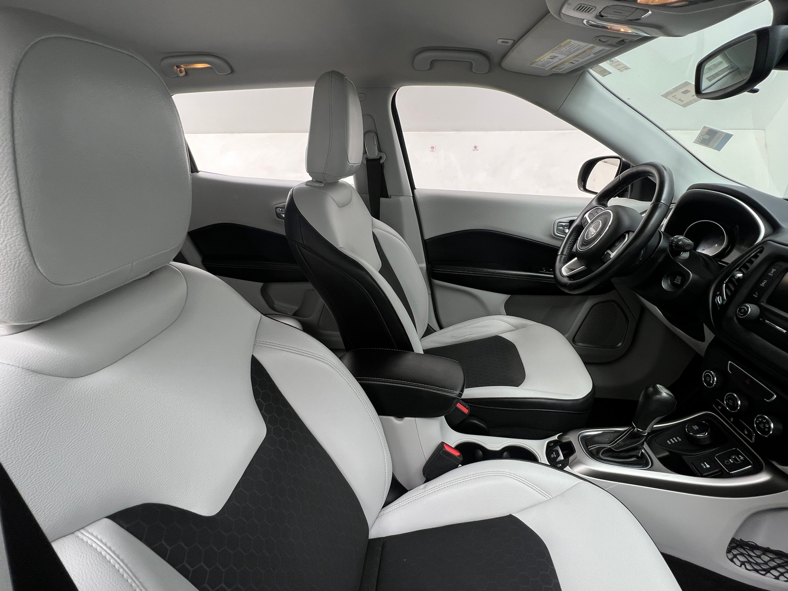 Thumbnail: 2018 Jeep Compass - 2