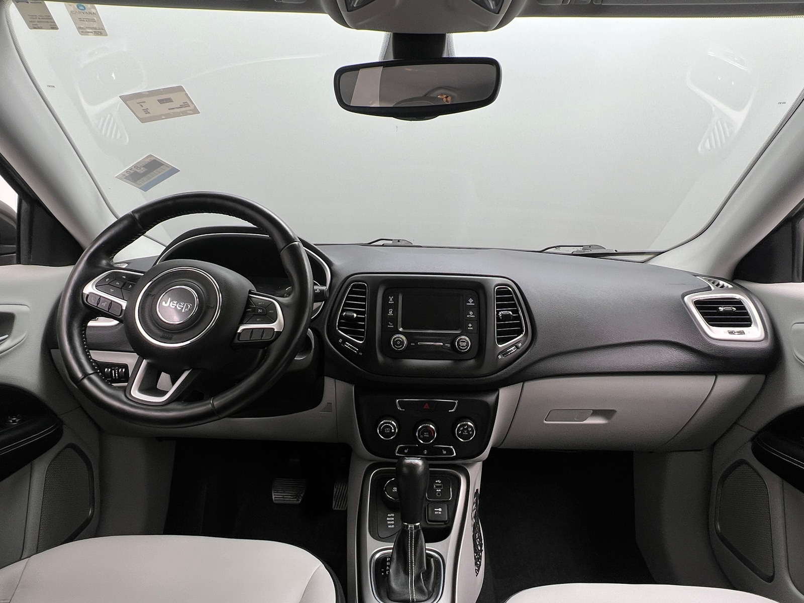 Thumbnail: 2018 Jeep Compass - 3