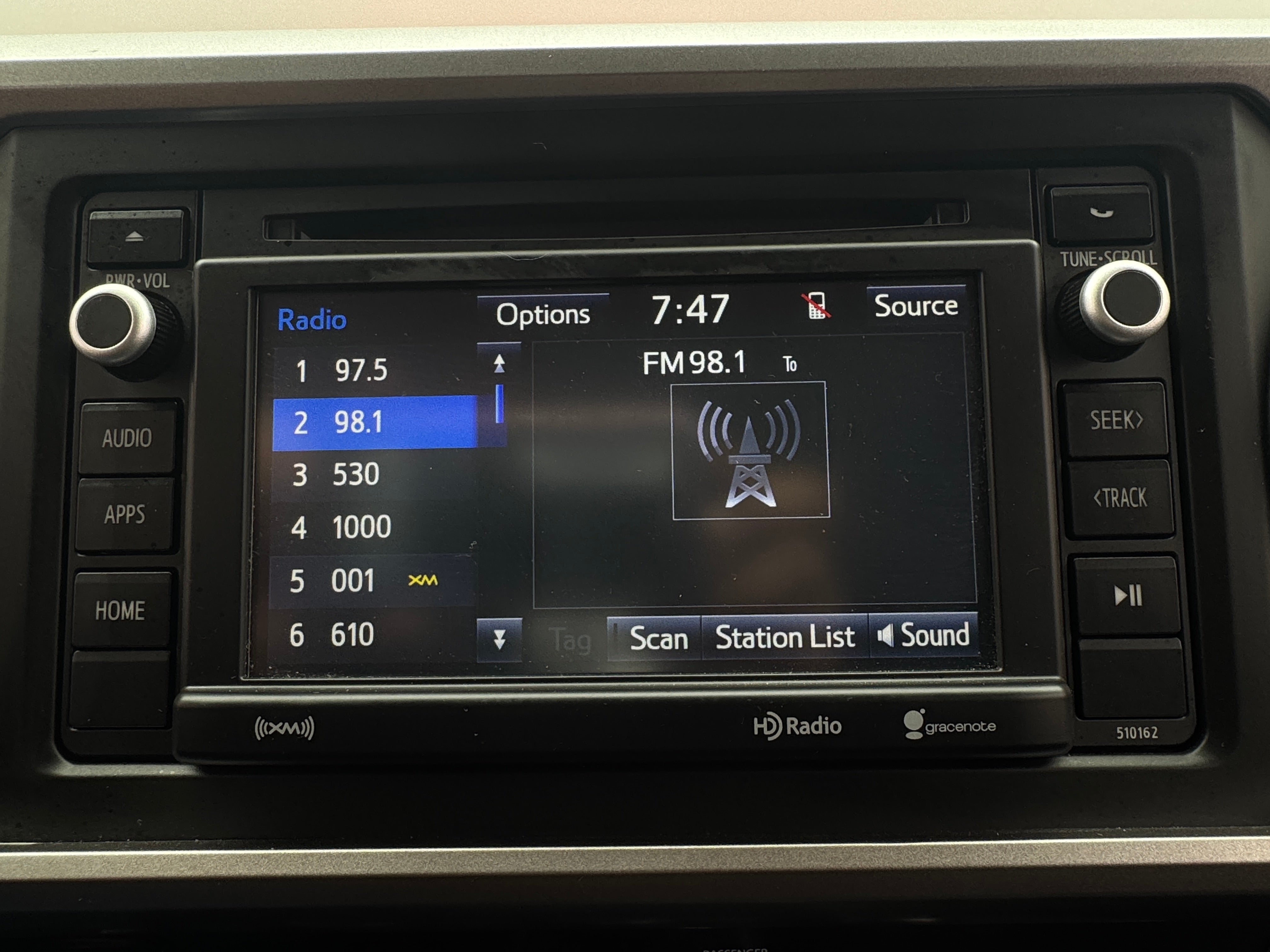 Thumbnail: 2017 Toyota Tacoma - 4