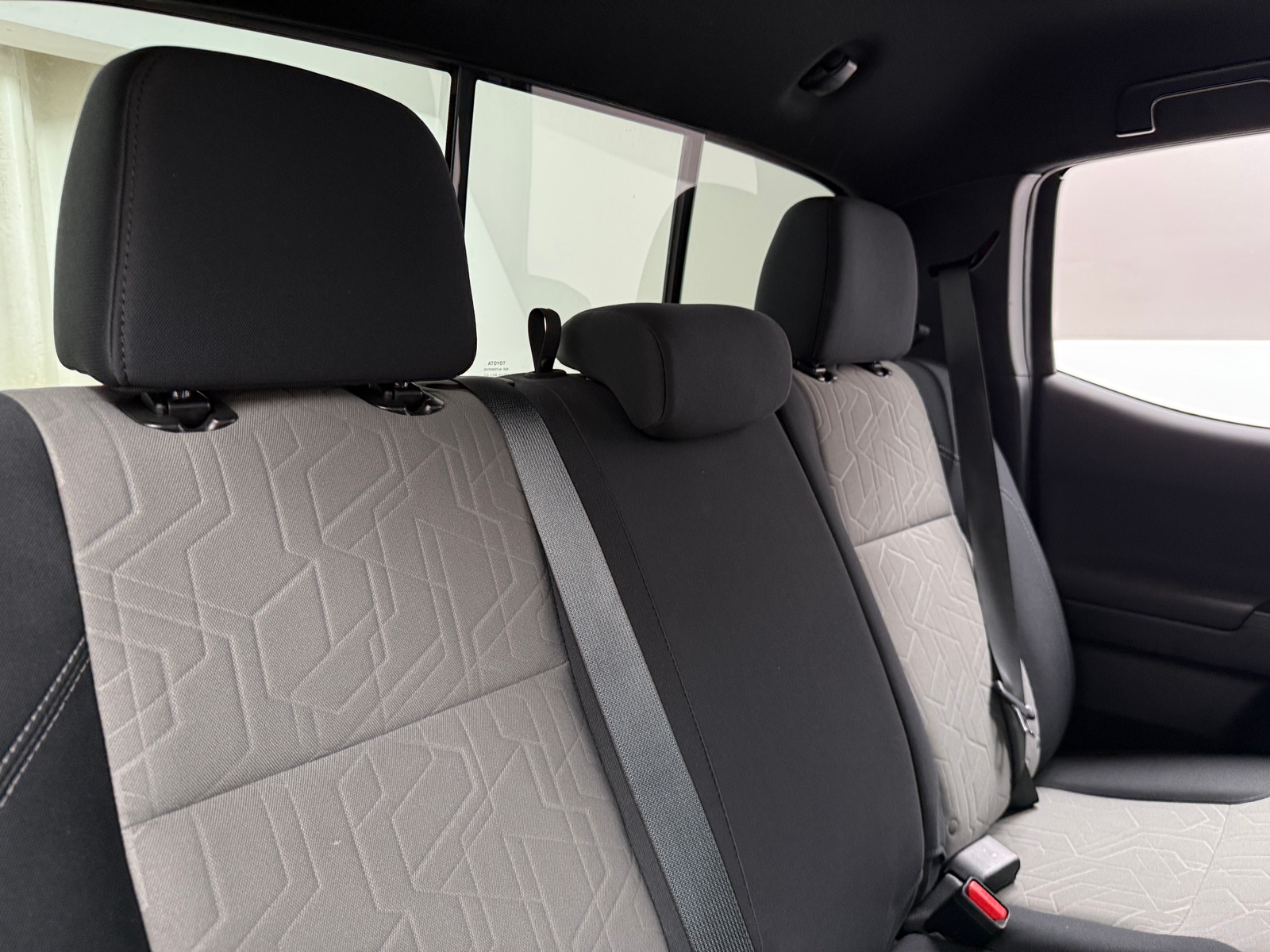 Thumbnail: 2022 Toyota Tacoma - 6