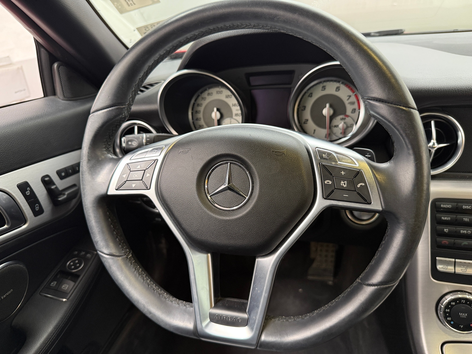 Thumbnail: 2013 Mercedes-Benz SLK - 4