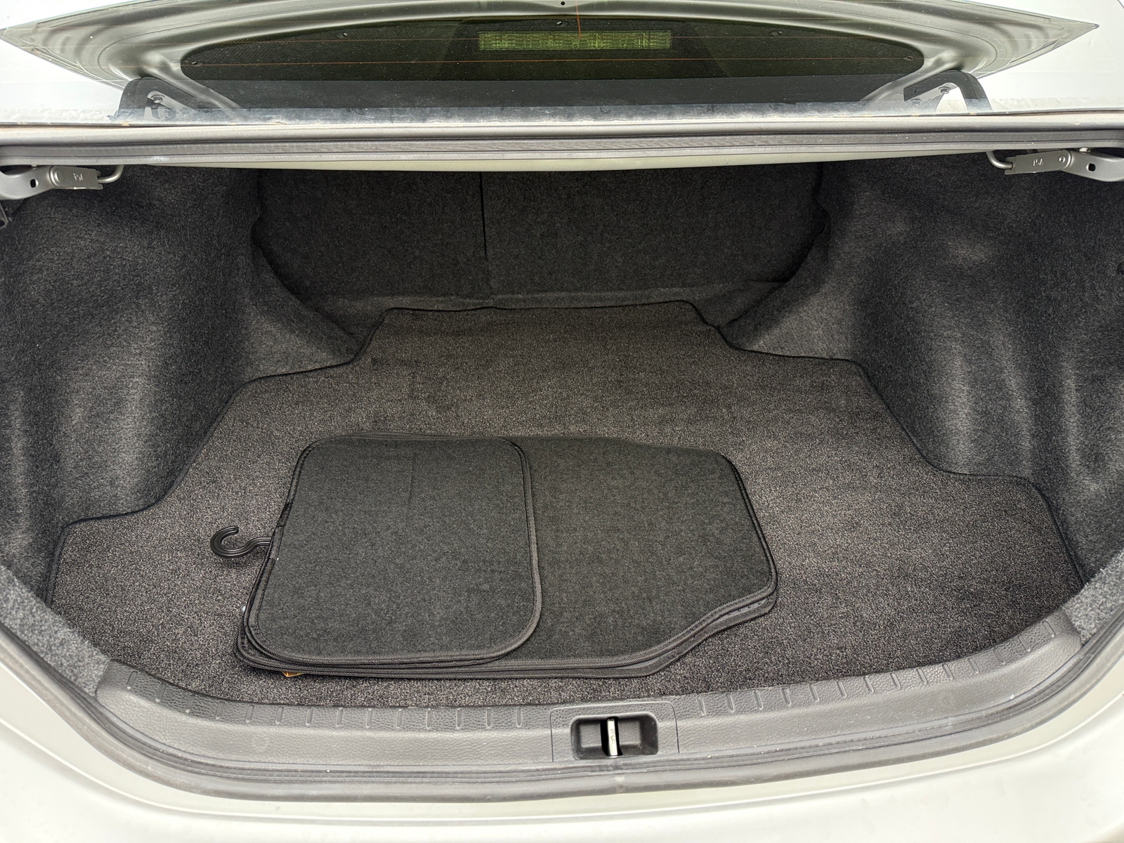 Thumbnail: 2015 Toyota Corolla - 7