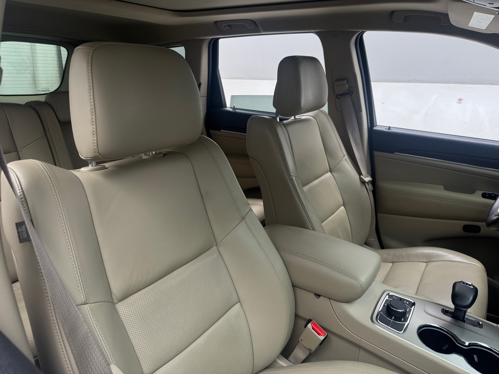 Thumbnail: 2014 Jeep Grand Cherokee - 2