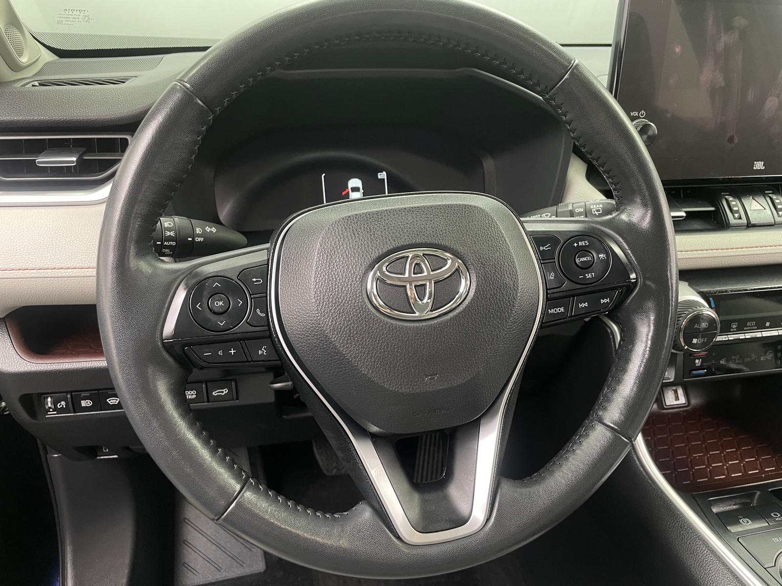 Thumbnail: 2024 Toyota RAV4 - 4