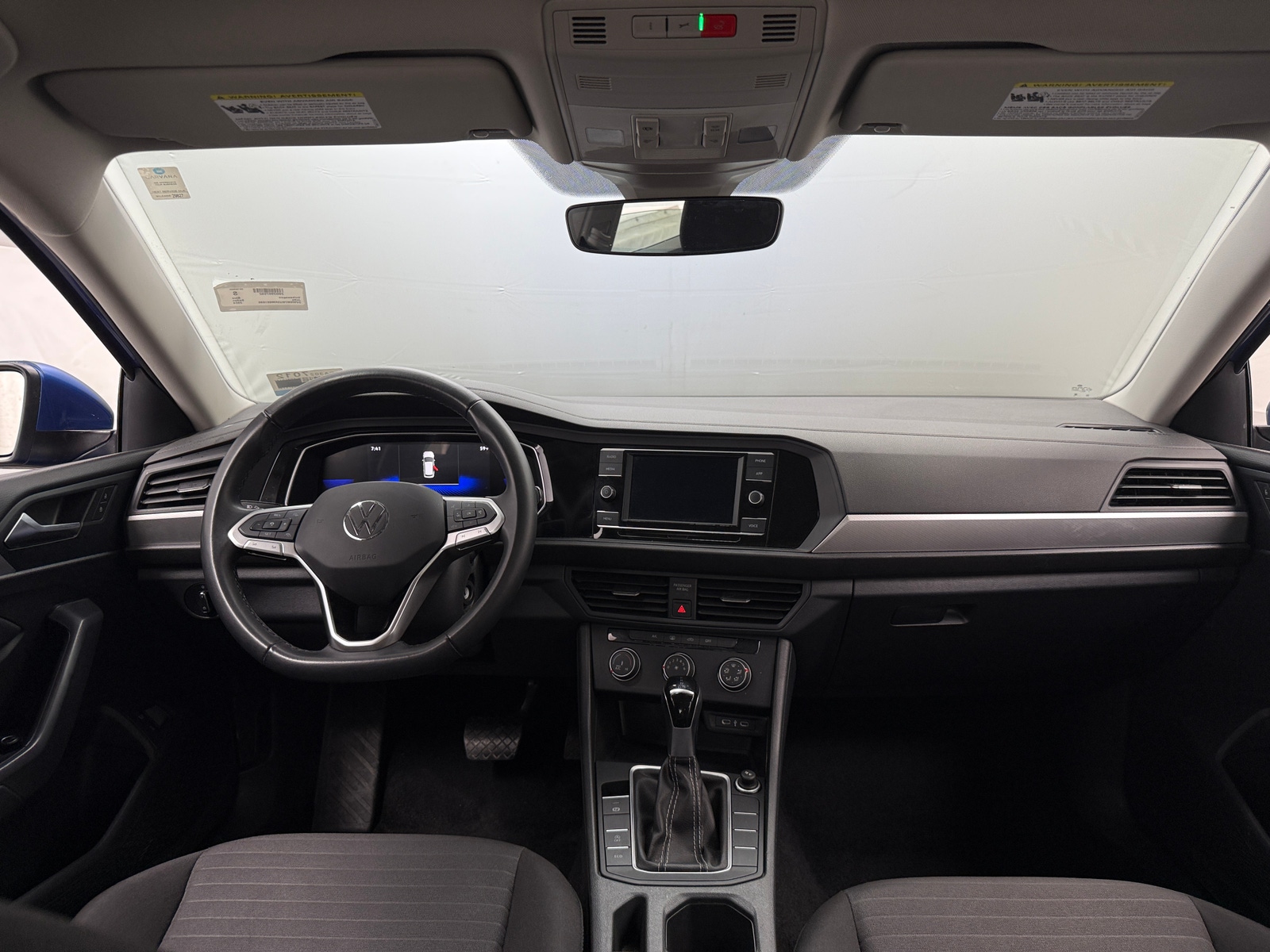 Thumbnail: 2024 Volkswagen Jetta - 3