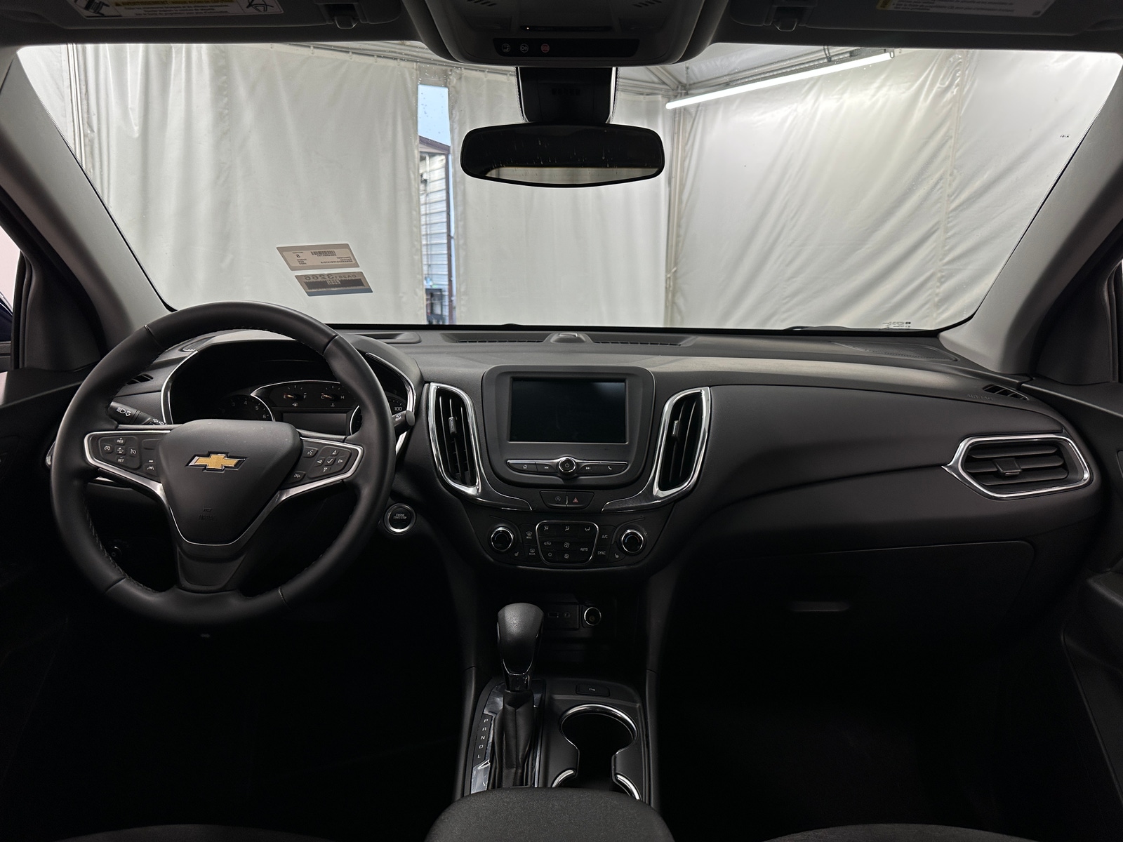 Thumbnail: 2023 Chevrolet Equinox - 3