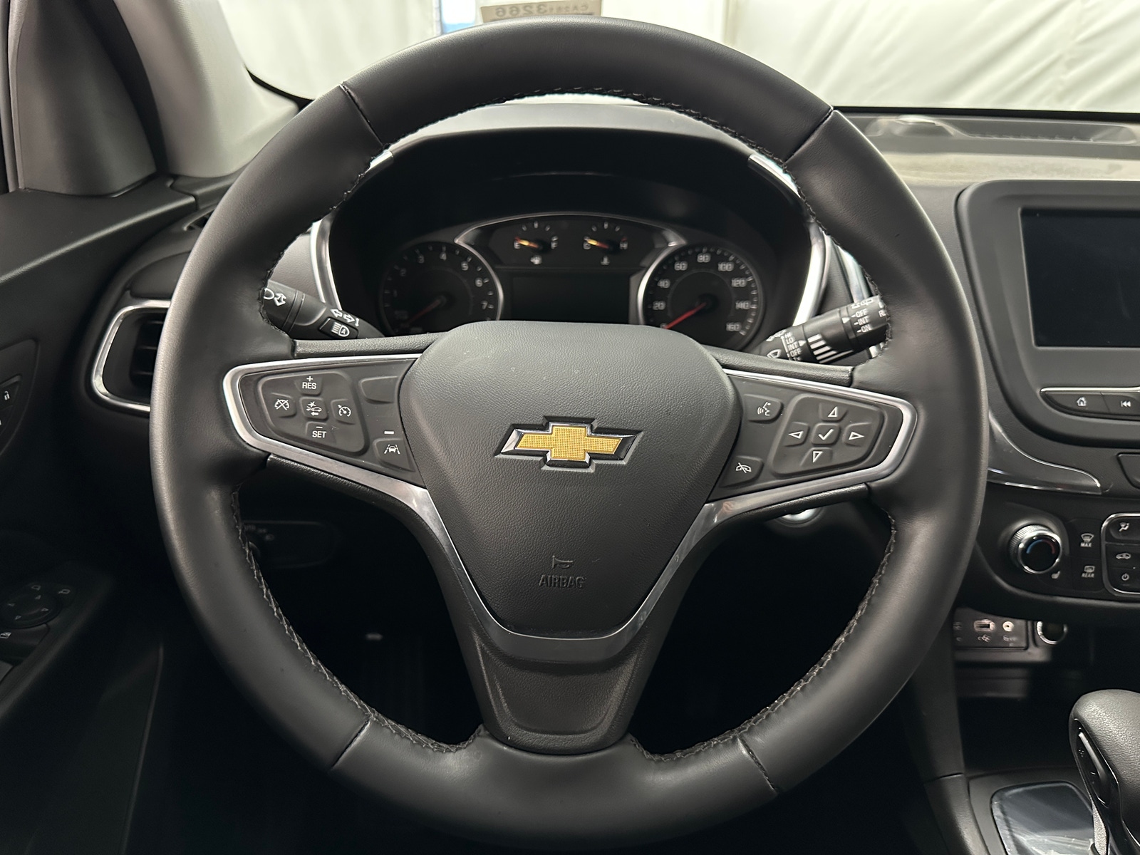Thumbnail: 2023 Chevrolet Equinox - 5