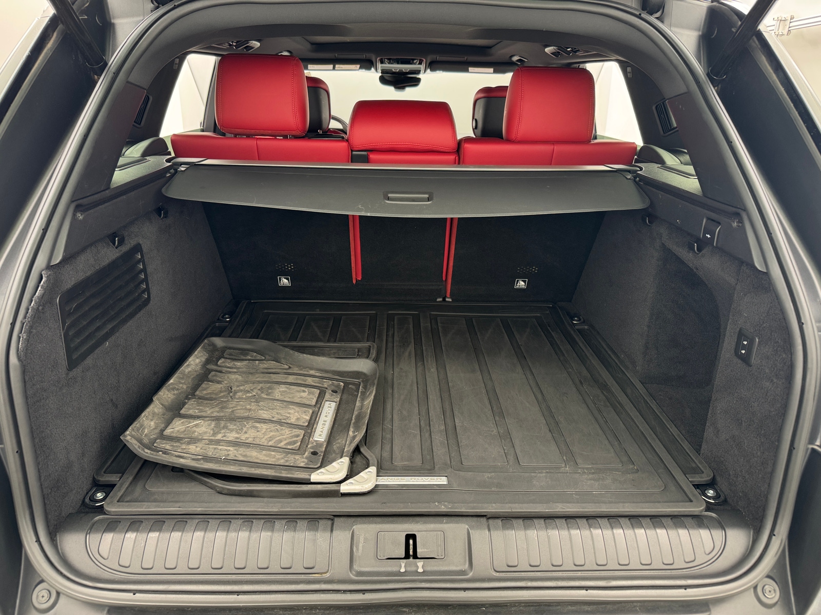 Thumbnail: 2019 Land Rover Range Rover Sport - 6