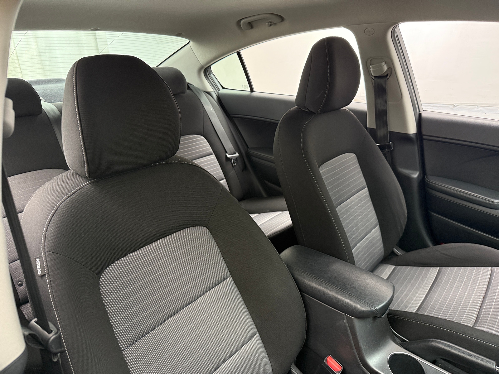 Thumbnail: 2016 Kia Forte - 2