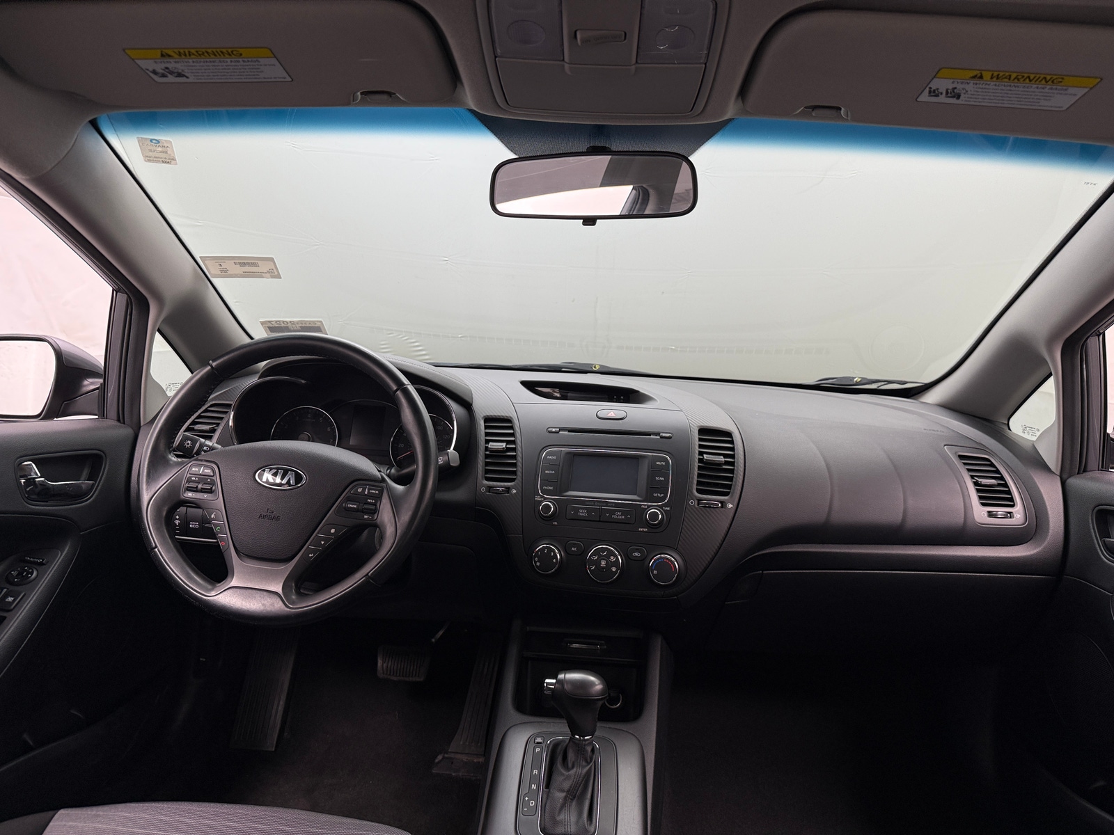 Thumbnail: 2016 Kia Forte - 3