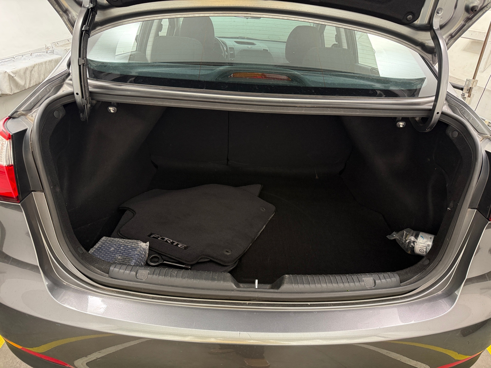 Thumbnail: 2016 Kia Forte - 7