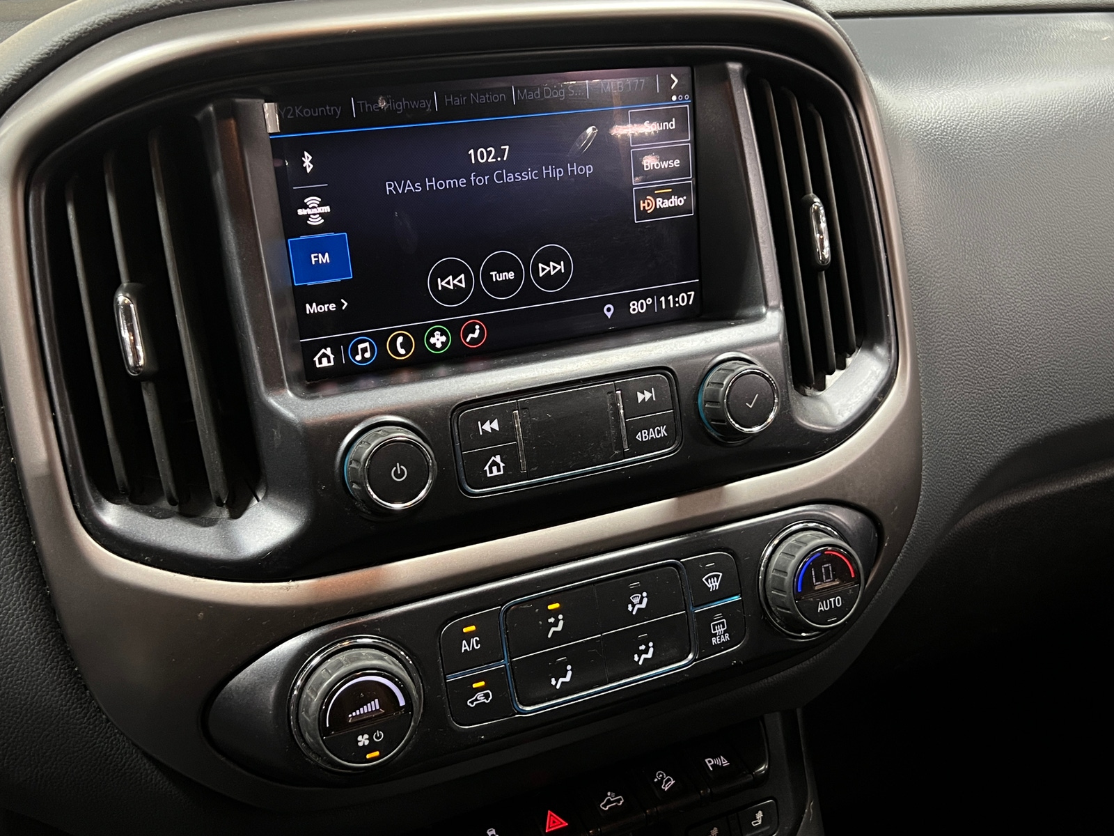 Thumbnail: 2019 Chevrolet Colorado - 4