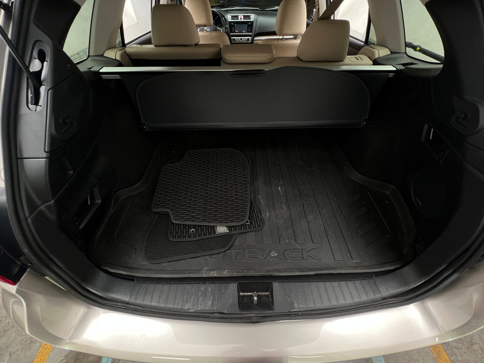 Thumbnail: 2017 Subaru Outback - 6
