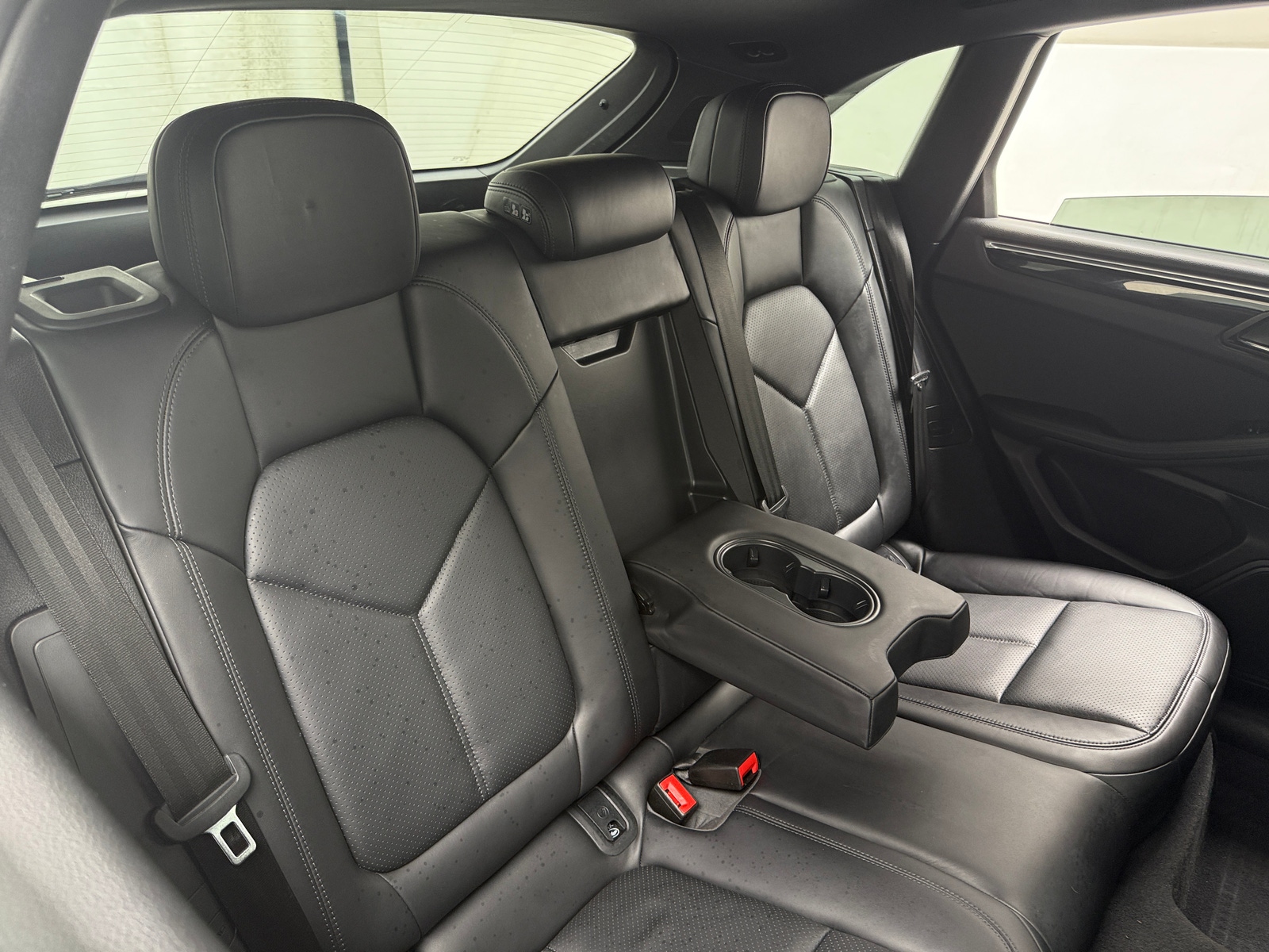 Thumbnail: 2020 Porsche Macan - 5