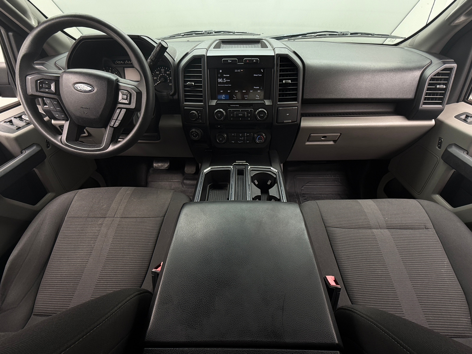 Thumbnail: 2018 Ford Econoline - 3