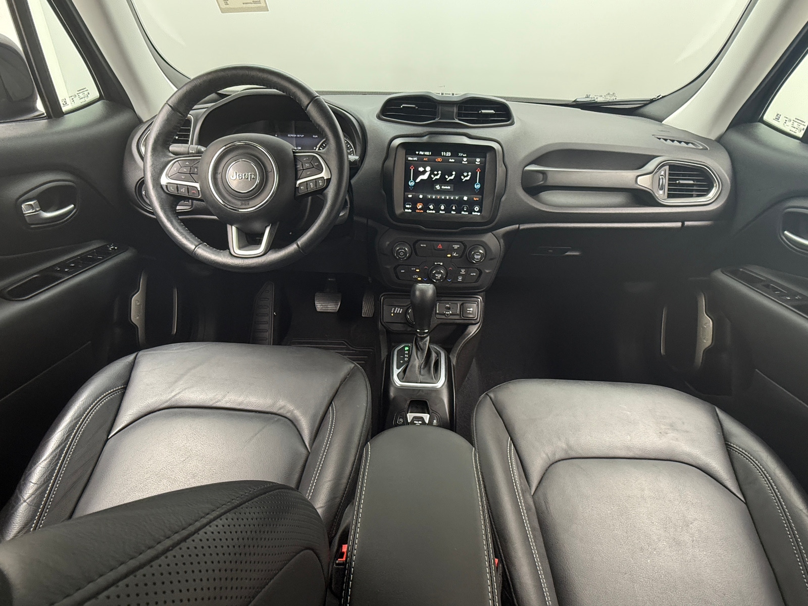 Thumbnail: 2023 Jeep Renegade - 3
