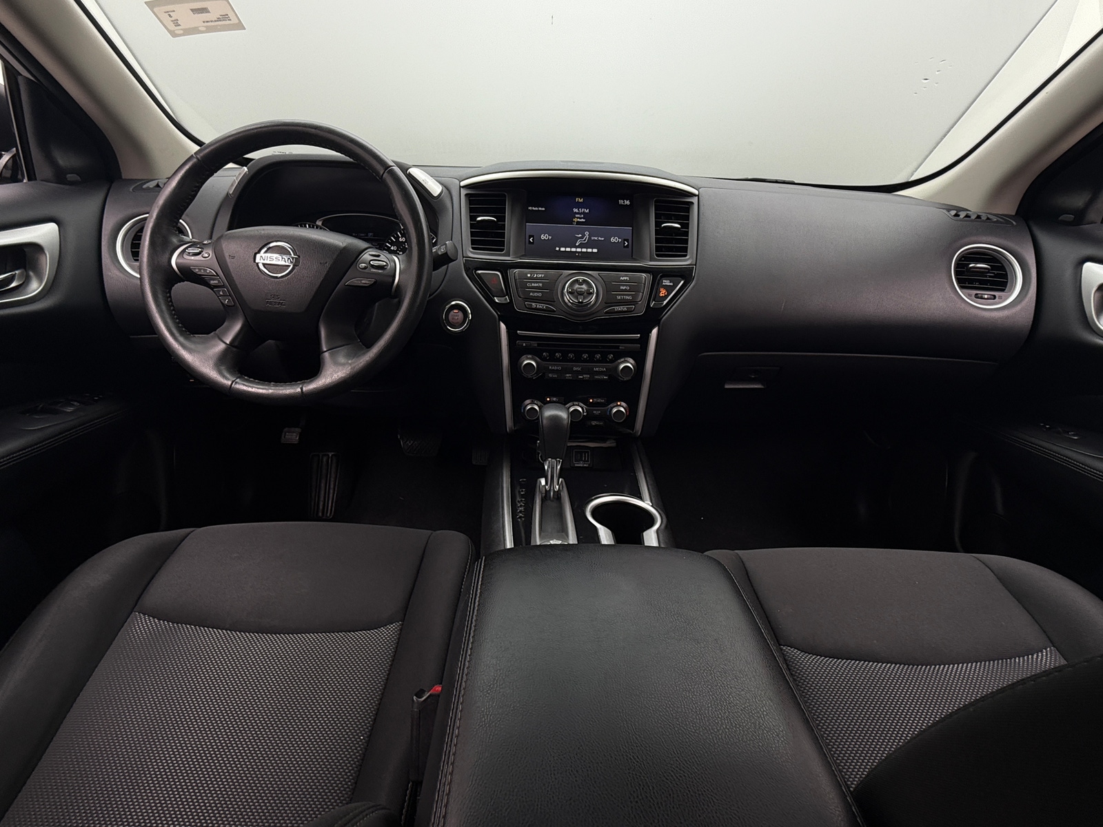 Thumbnail: 2020 Nissan Pathfinder - 3