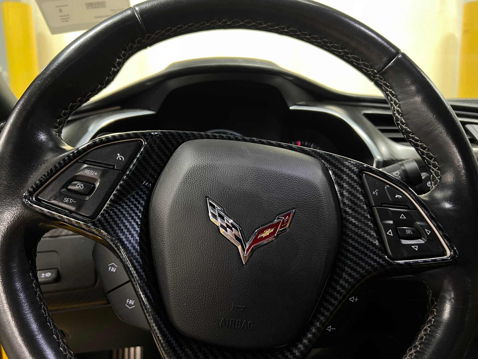 Thumbnail: 2014 Chevrolet Corvette - 3