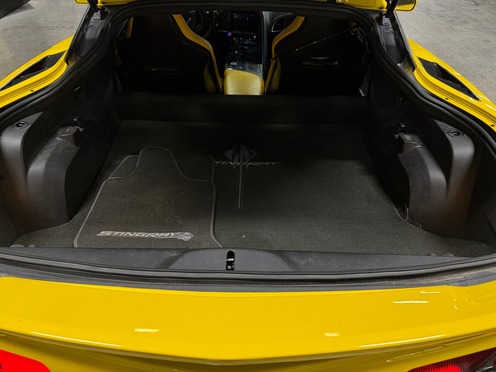 Thumbnail: 2014 Chevrolet Corvette - 4