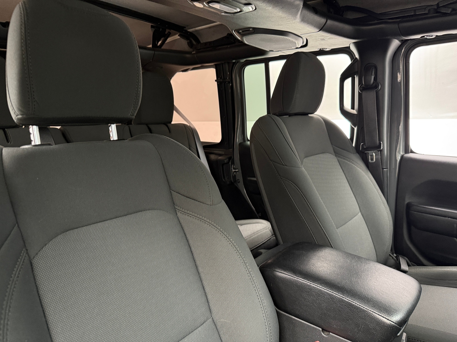 Thumbnail: 2022 Jeep Wrangler - 2