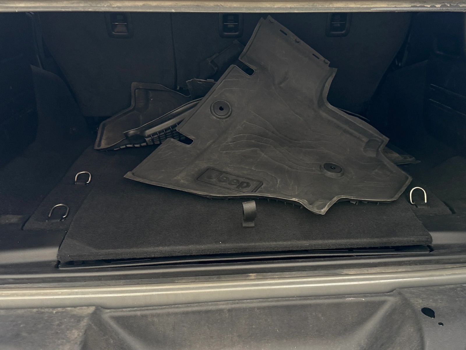 Thumbnail: 2022 Jeep Wrangler - 7