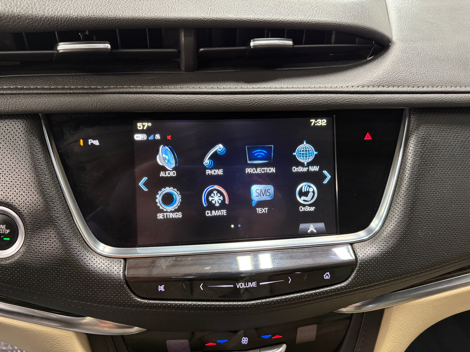 Thumbnail: 2019 Cadillac XT5 - 3