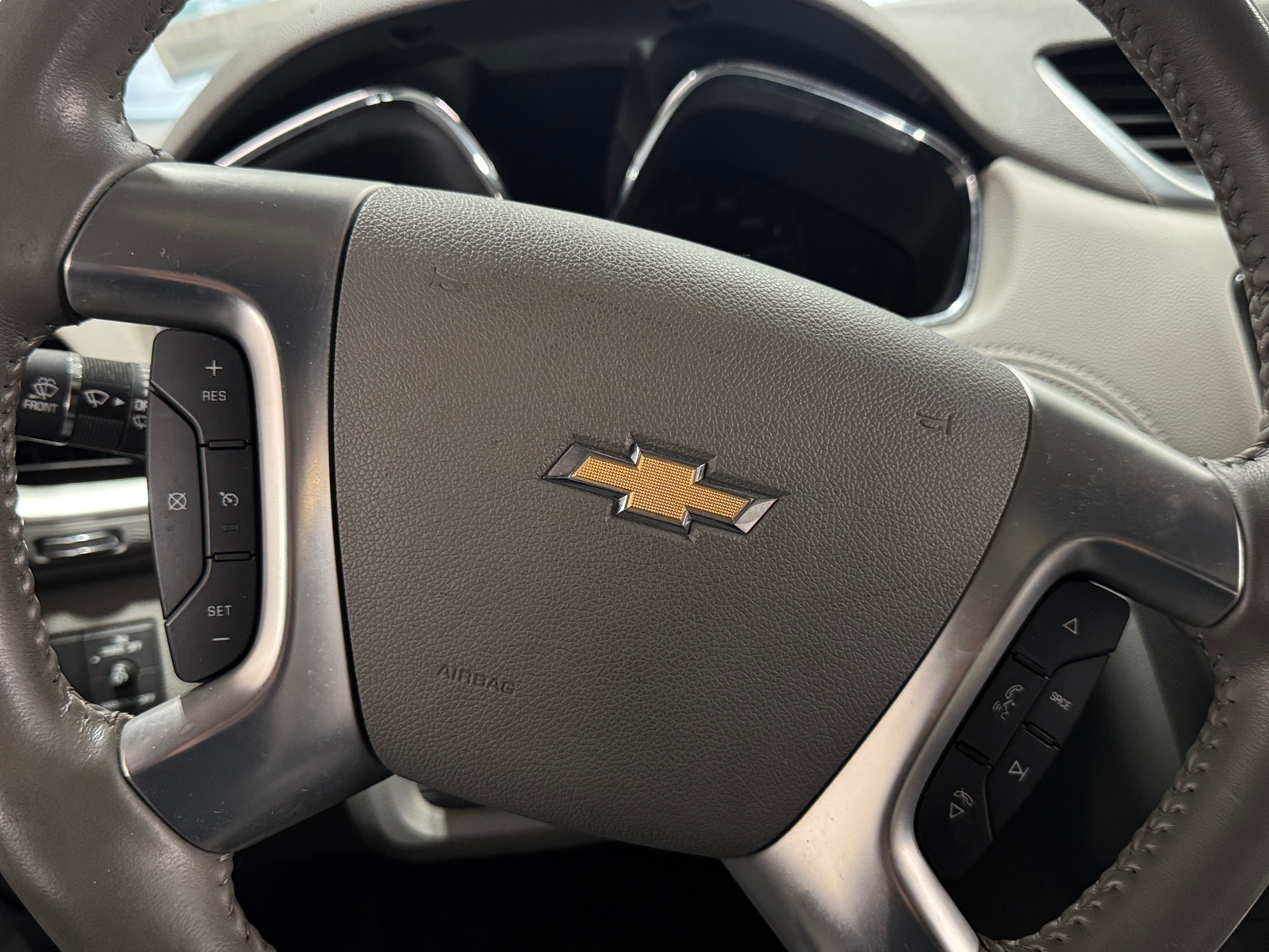 Thumbnail: 2014 Chevrolet Traverse - 5