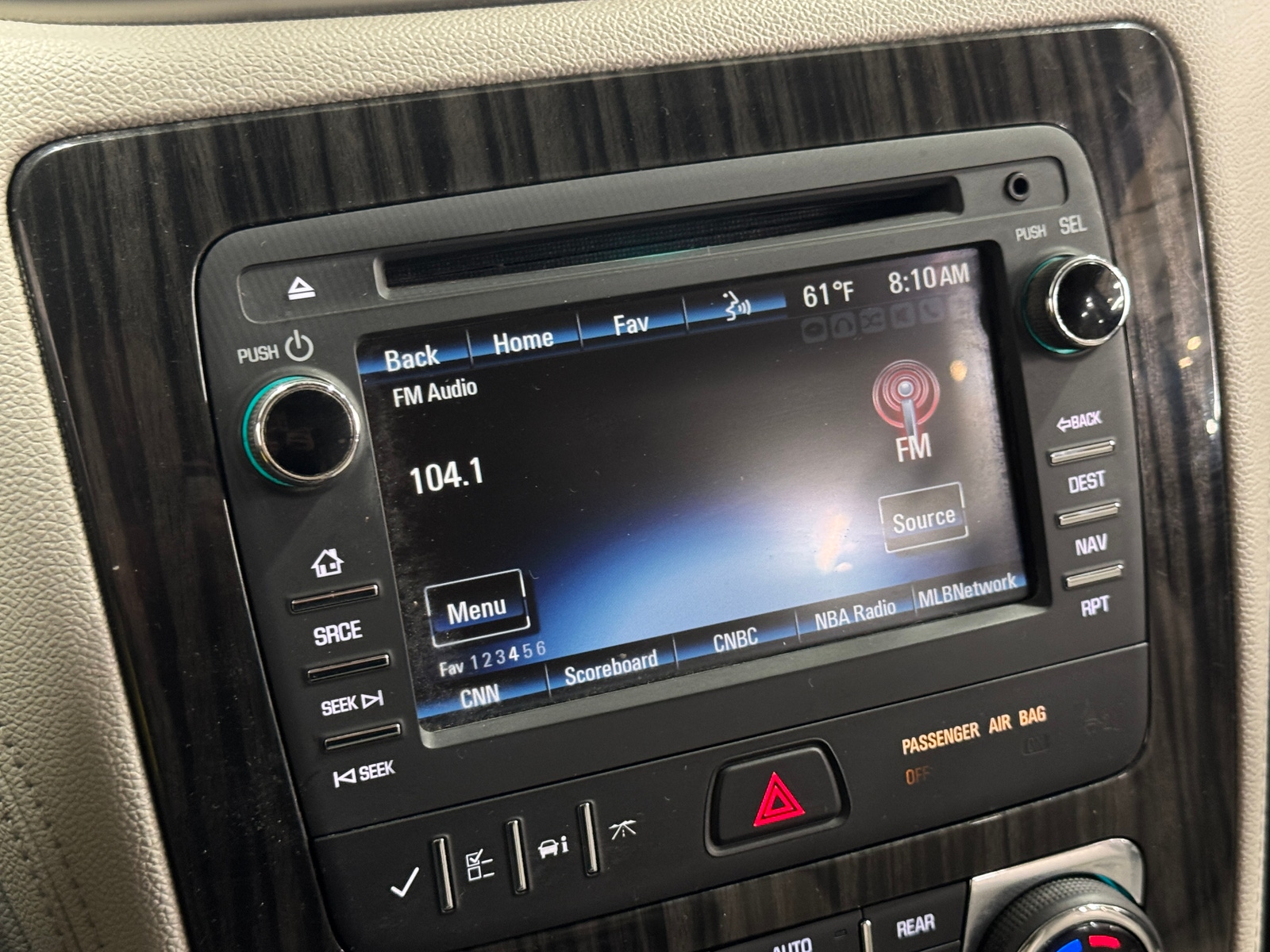 Thumbnail: 2014 Chevrolet Traverse - 4