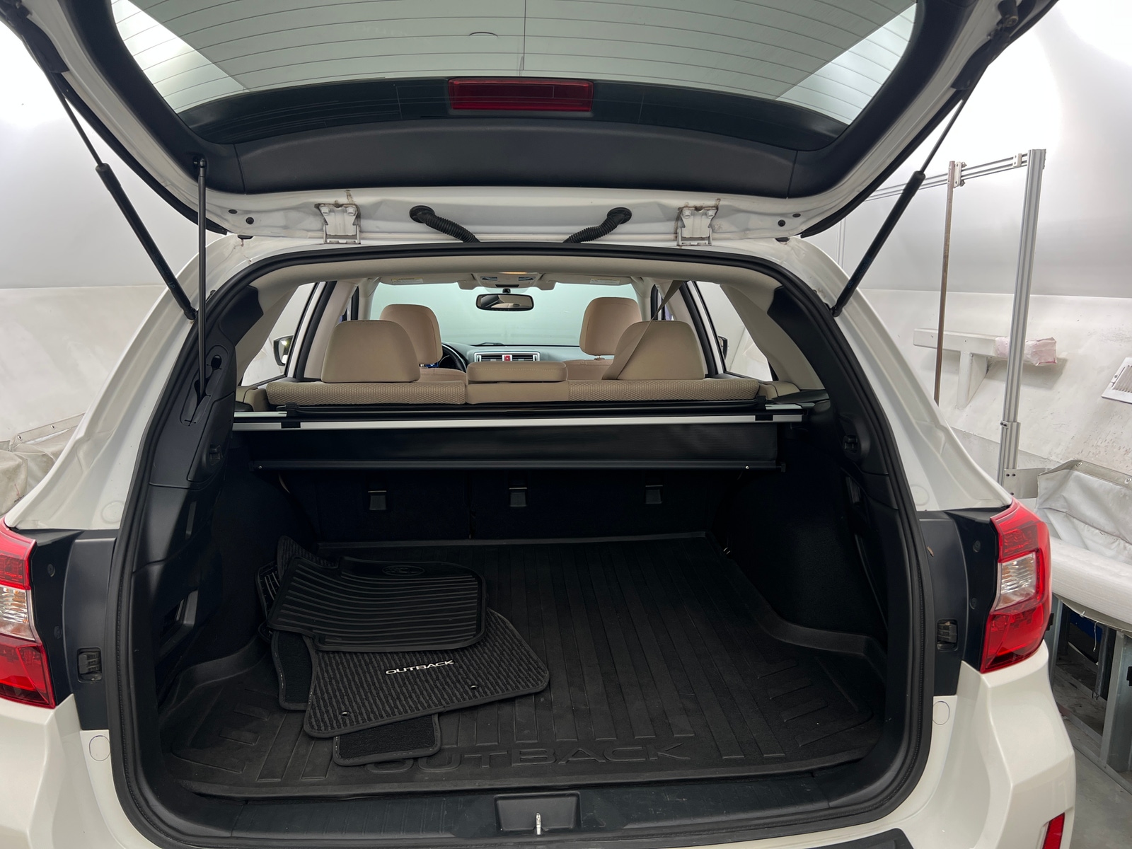 Thumbnail: 2015 Subaru Outback - 6