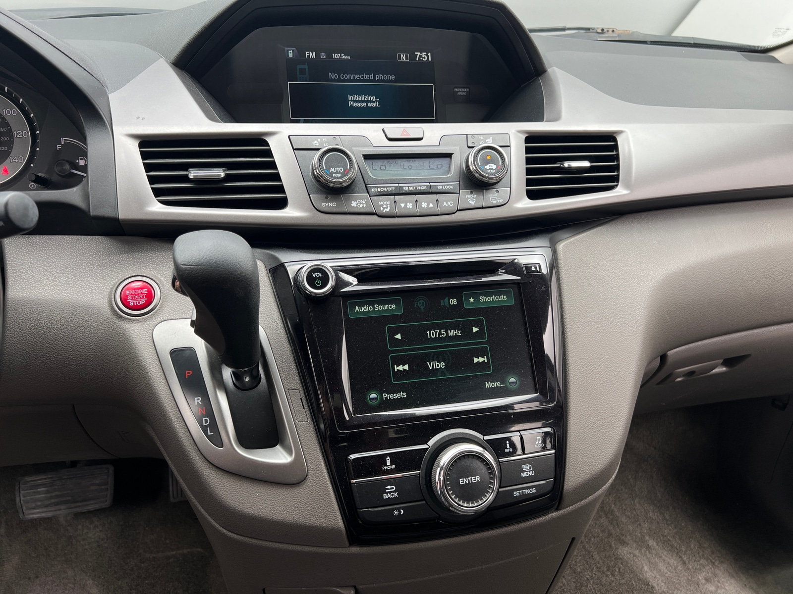 Thumbnail: 2015 Honda Odyssey - 4