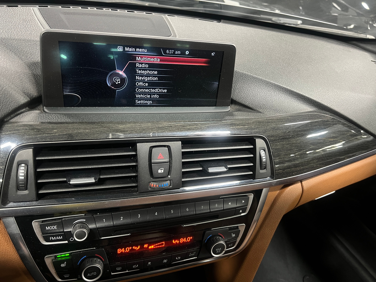 Thumbnail: 2015 BMW 4 Series - 3