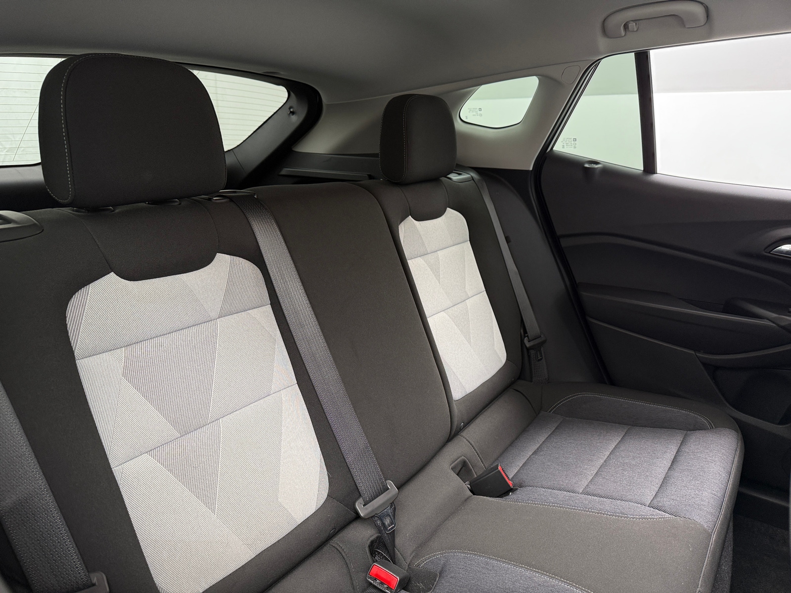 Thumbnail: 2024 Chevrolet Trax - 6