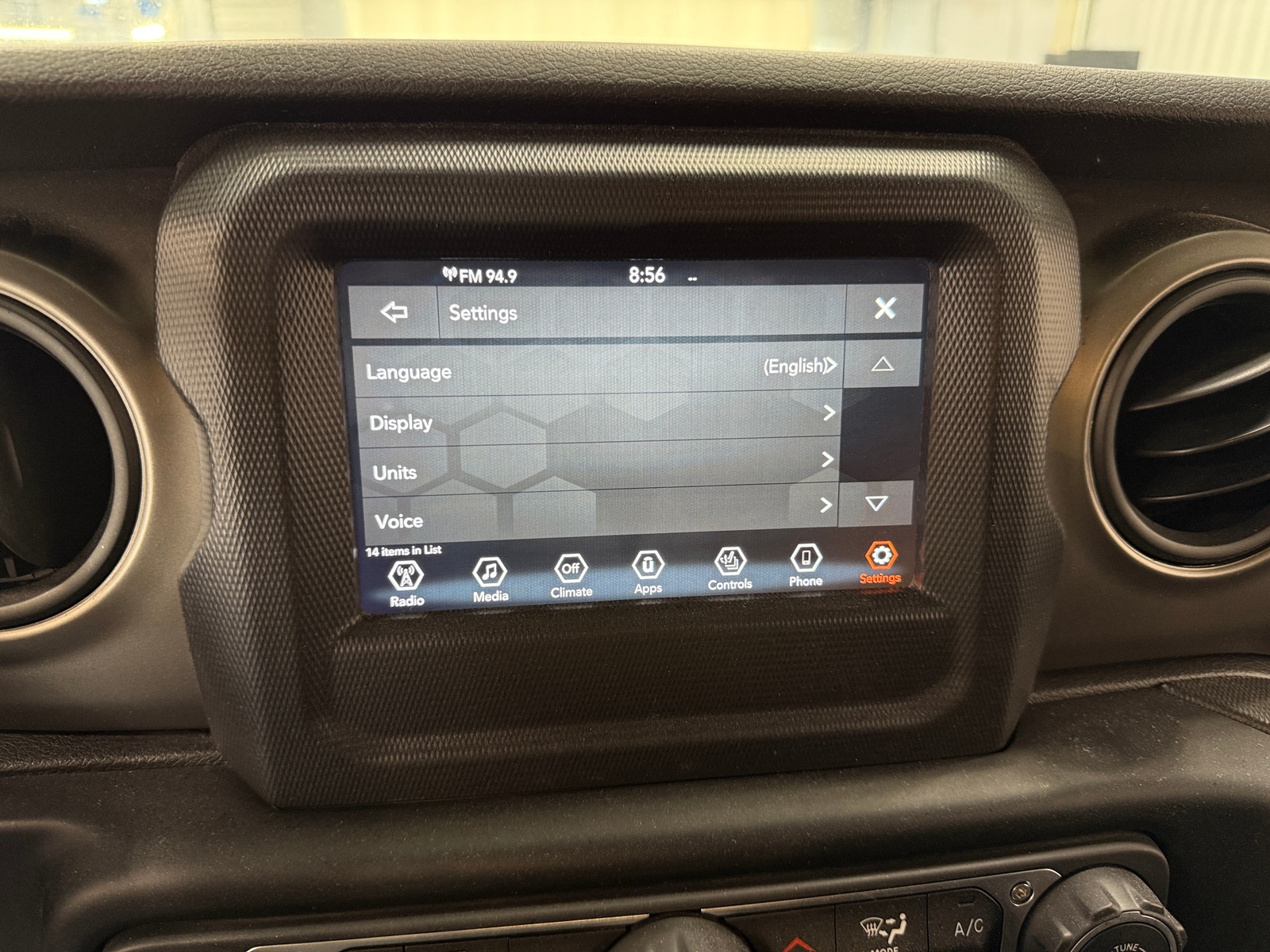 Thumbnail: 2019 Jeep Wrangler - 4
