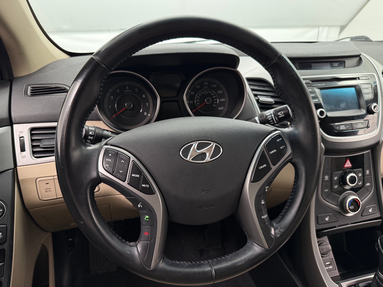 Thumbnail: 2014 Hyundai Elantra - 4
