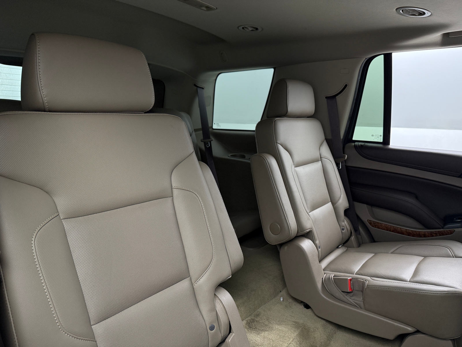 Thumbnail: 2017 Chevrolet Tahoe - 5