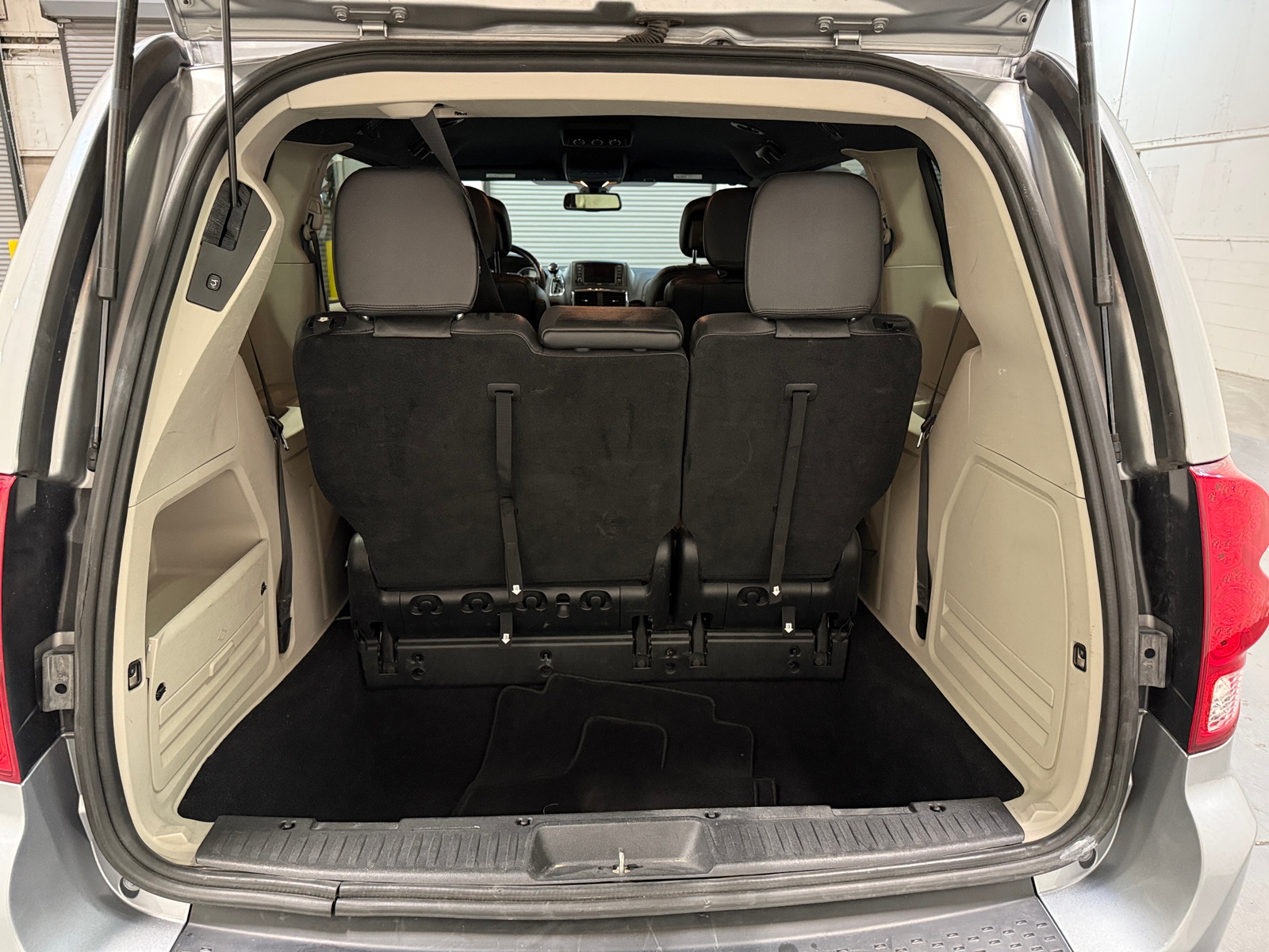 Thumbnail: 2019 Dodge Grand Caravan - 7