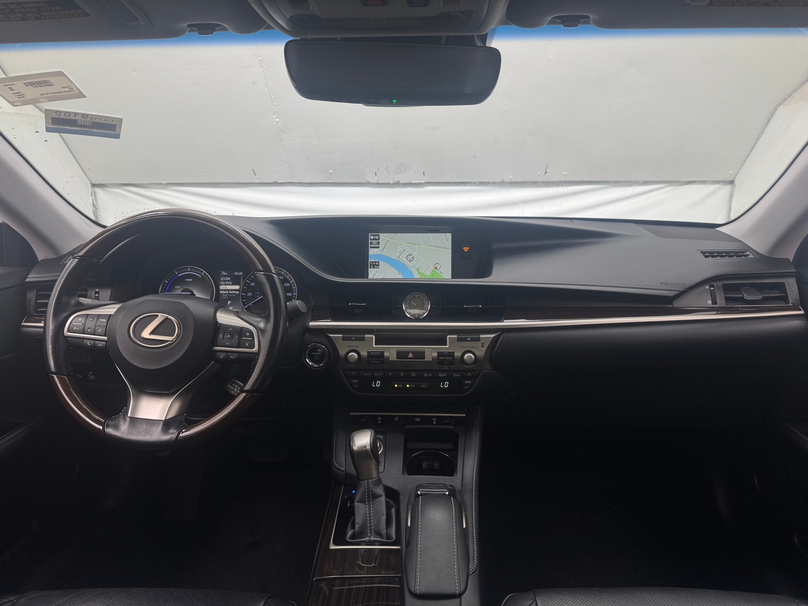 Thumbnail: 2018 Lexus ES - 2