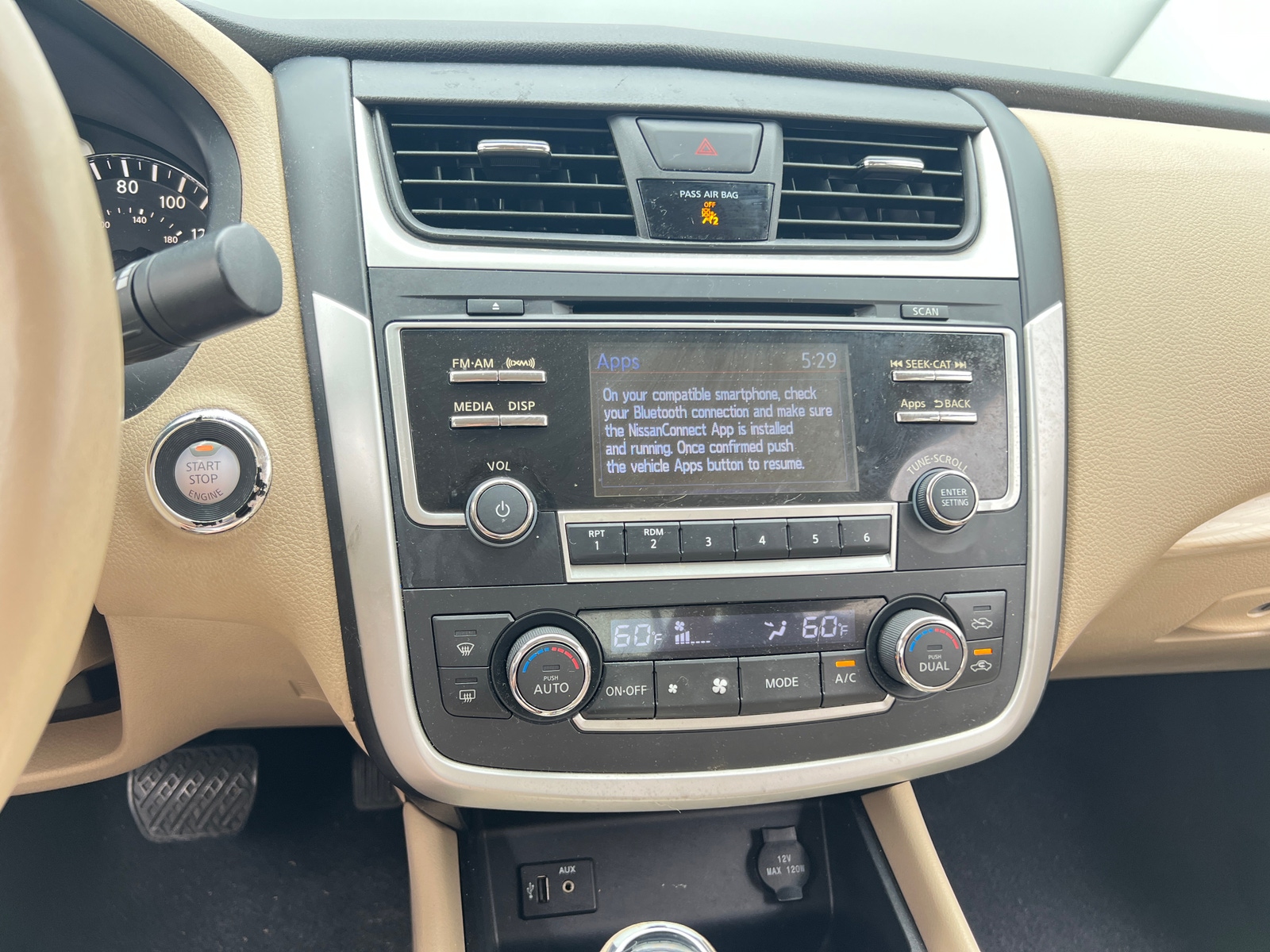 Thumbnail: 2016 Nissan Altima - 3