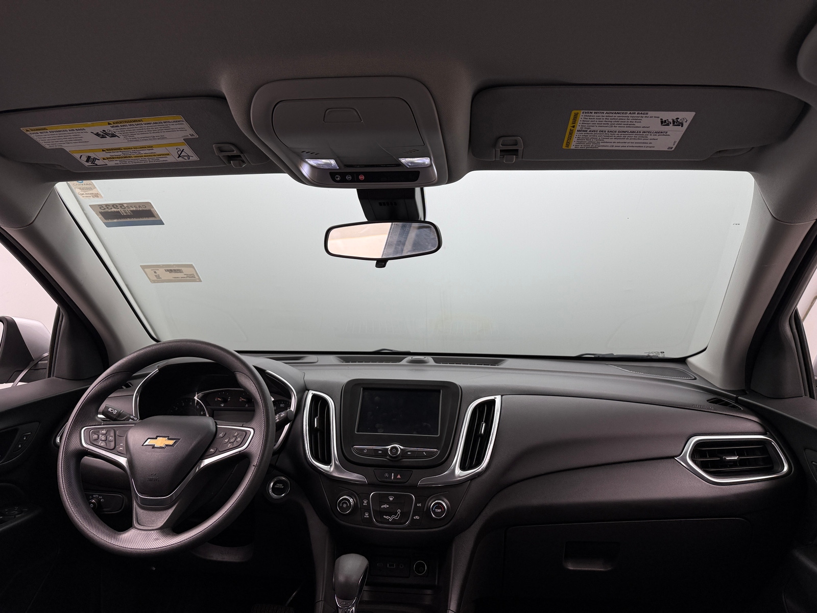 Thumbnail: 2022 Chevrolet Equinox - 3